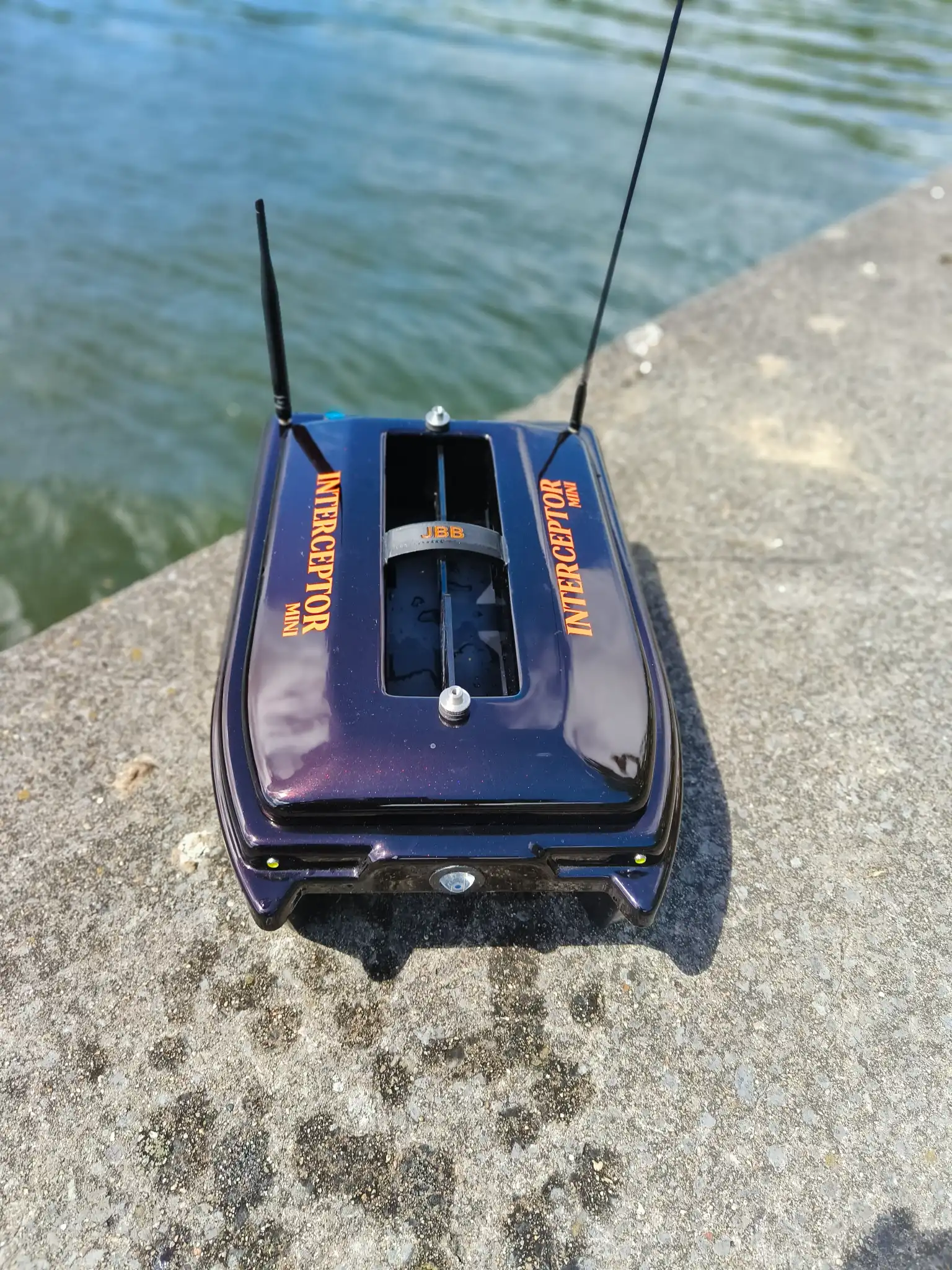 Interceptor mini 07