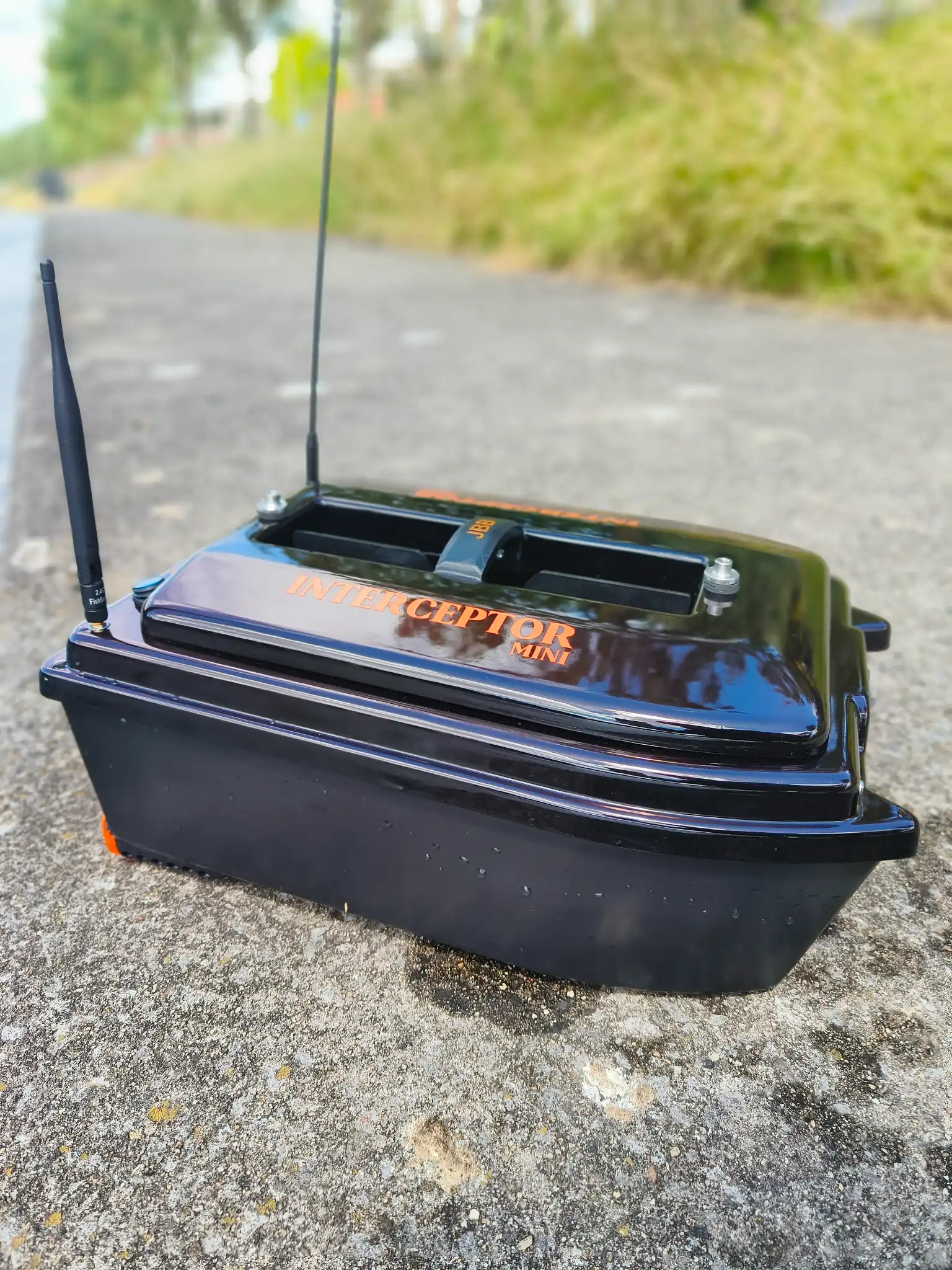 Interceptor mini 08